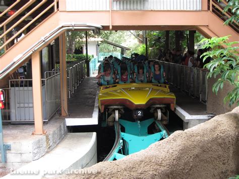 Kumba at Busch Gardens Tampa | Theme Park Archive