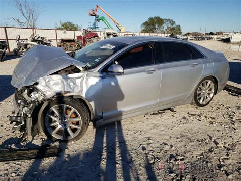Report 3ln6l2g97gr624420 Lincoln Mkz 2016 Silver Gas Price And Damage