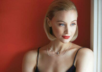 Sarah Gadon Leaked Nude Photos And Videos