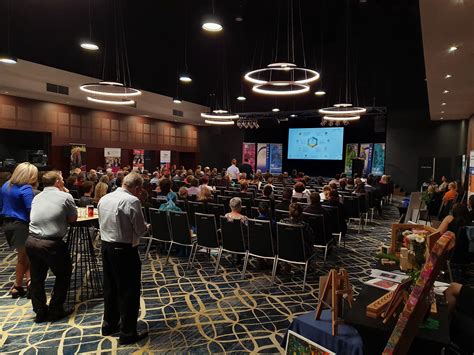 Reach Your Audience Successfully - Fordtronic AV