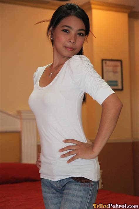 Adorable Filipina Jane Avila Stripping Naked And Giving A Sloppy Blowjob CoedCherry