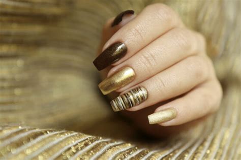 Elegant Nude Nail Designs To Try In Zohna