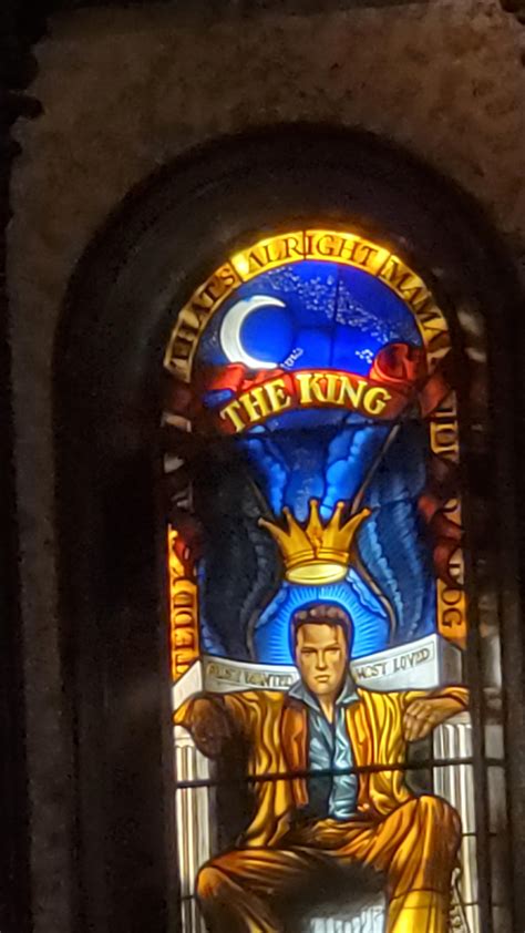 The first thing I thought of watching the episode : r/THEMONUMENTMYTHOS