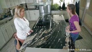 Ryan Conner Gets Pussy Licked And Her Daughter Is None The Wiser Porn Movies 3Movs