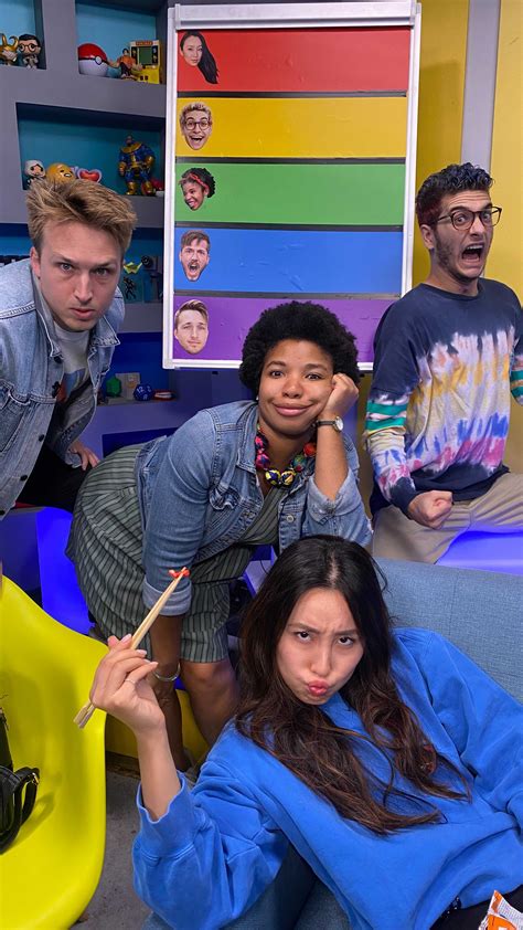 Smosh Games on Twitter: "School's back in session for a LIVE Stan V