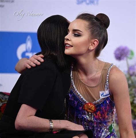 Coach Yulia Barsukova And Dina Averina Russia🇷🇺 Grand Prix Moscow🇷🇺