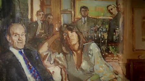 Annabel S A String Of Naked Lightbulbs MUBI