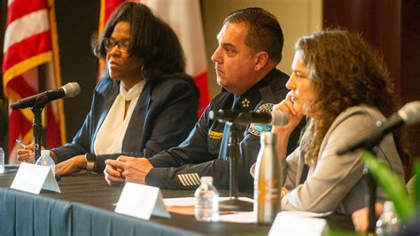 Investigative teams are expanding at the knoxville news journal 15