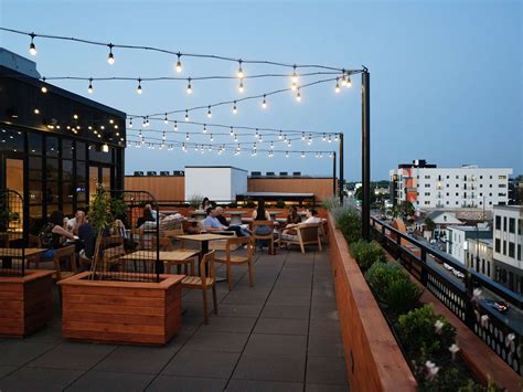 The Best Outdoor Bars & Places To Drink In Nashville - Nashville - The