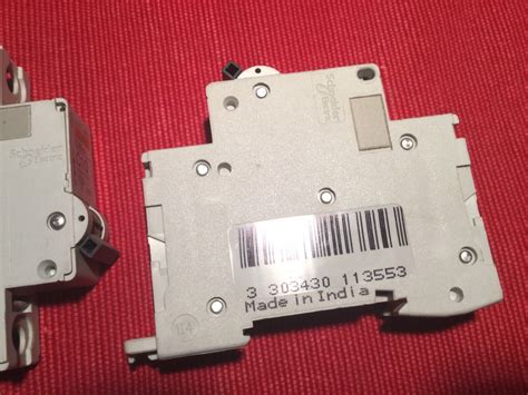 MERLIN GERIN Multi9 C60a C10 Miniature Circuit Breaker (8 MCBs for this ...