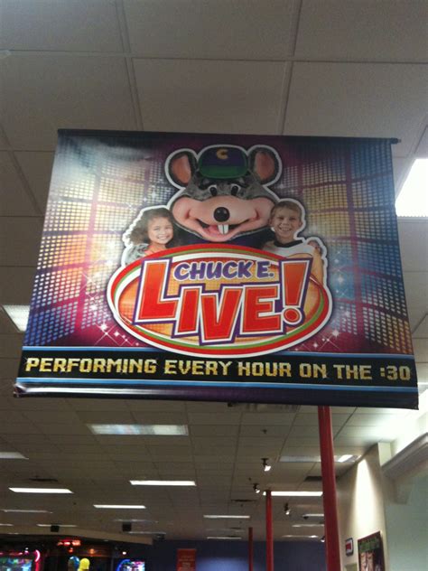 Fresh Angeles: Top 10 Reasons Why I Love Chuck E. Cheese