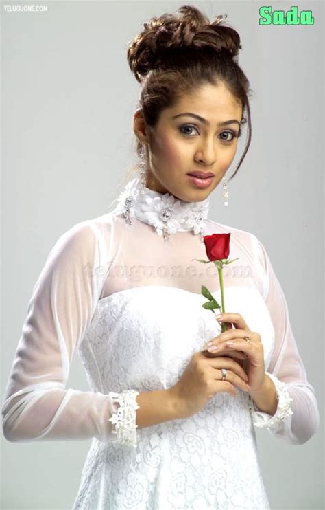 Sada Hot Sexy Sizzling Wallpapers Hot Celebs Wallpapers