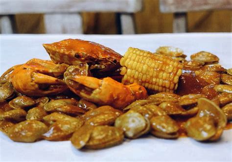 The Naked Crab Semarang Sensasi Makan Kepiting Tanpa Piring Kulinersemarang