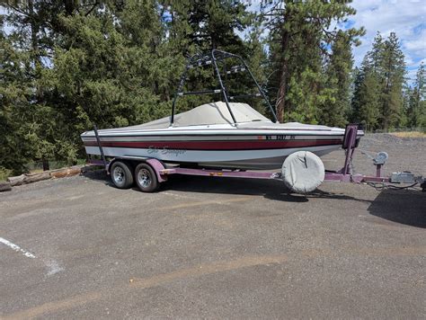 1999 Sanger DLX - Spokane Boat Show