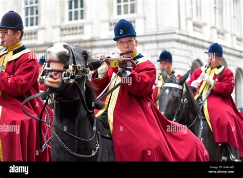 Household Cavalry Mounted Regiment Hi Res Stock Photography And Images