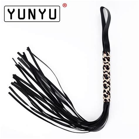 Hot Sale Sex Toys Adult Game Sexy Whip PU Leather Leopard Grain Hand Shank Whip Flirt Sex
