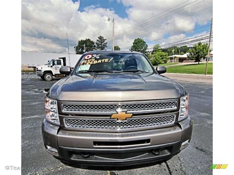 Mocha Steel Metallic Chevrolet Silverado Ltz Crew Cab X