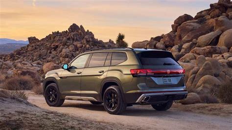 2024 Volkswagen Atlas Peak Edition Adds Subtle Off Road Styling