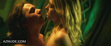 DETECTIVE KNIGHT INDEPENDENCE NUDE SCENES AZNude