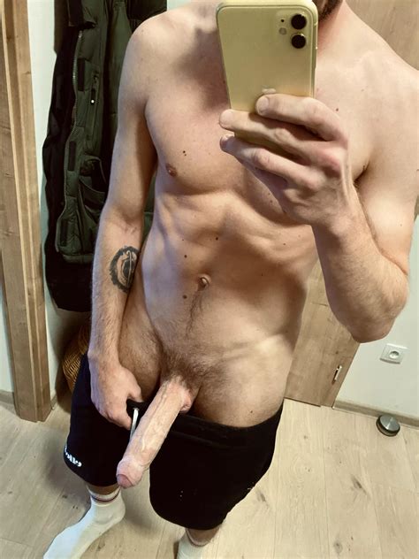 Reaching The Summer Shape Nudes Gaybrosgonewild Nude Pics Org