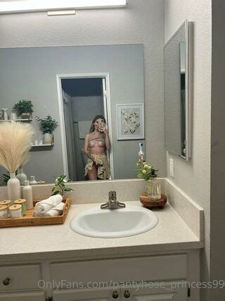 Pantyhose Princess Nude OnlyFans NudoStar TV