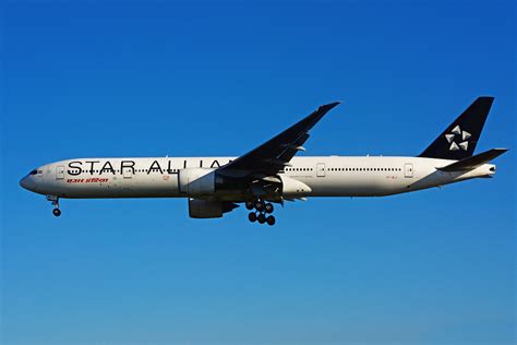VT-ALJ (Air India - STAR Alliance) | VT-ALJ - Boeing B-777-3… | Flickr