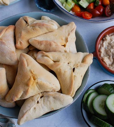 Lebanese Meat Pie Recipe A Cedar Spoon