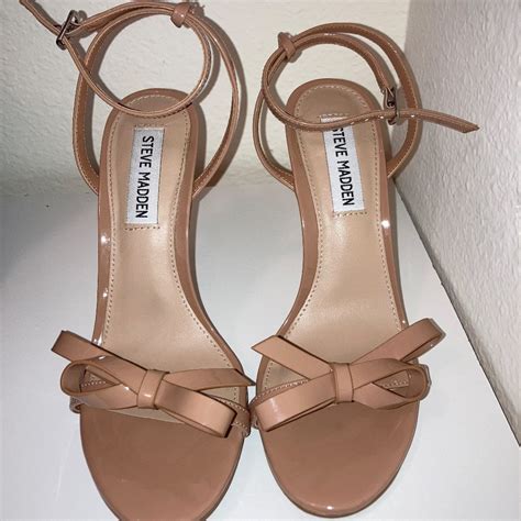Steve Madden Nude Patent Heels Gem