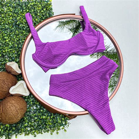 Biquini Alice Roxo Anarruga Hot Pants Kariocas