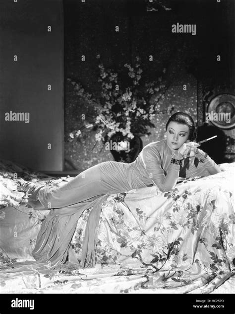 The Mask Of Fu Manchu Myrna Loy 1932 Stock Photo Alamy