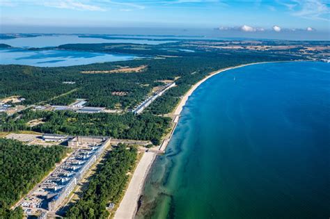 Prora aus der Vogelperspektive Gebäudekomplex der ehemaligen KdF