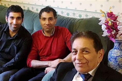 Inside Goggleboxs Siddiqui family lives off-screen - from 80th