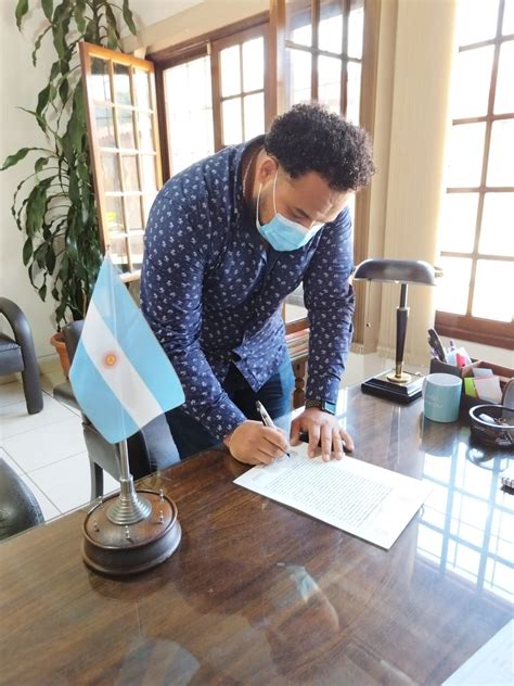 ¡Un nuevo... - Embajada de la República Argentina en Honduras | Facebook