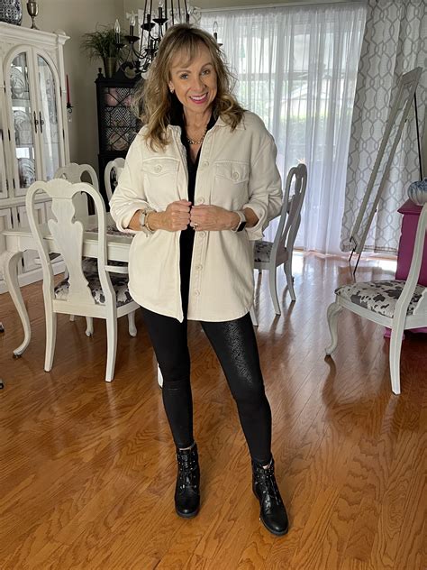 Thanksgiving Outfit Ideas This Blonde S Shopping Bag