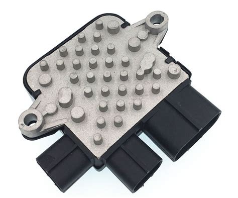 Блок управления вентилятором охлаждения Mazda 6, MPV, Atenza - купить с ...