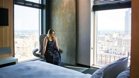 10 Best Hotels in Winnipeg [Where to Stay, By a Local]