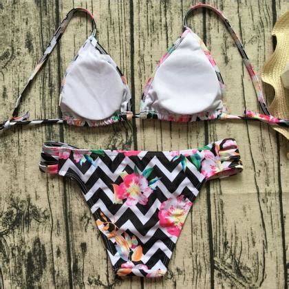 2018 Sexy Striped Print Bikini Swimsuit On Luulla