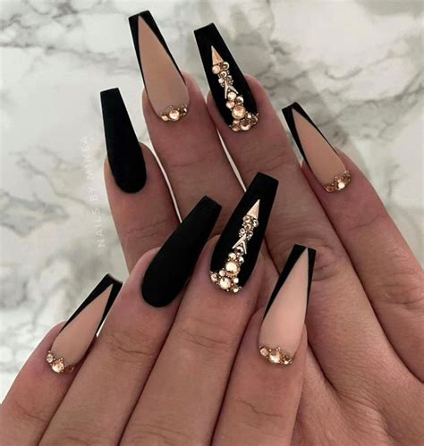Stylish Black And Nude Nail Designs For Classy Nails Unhas Nude Unhas De Acr Lico Preto