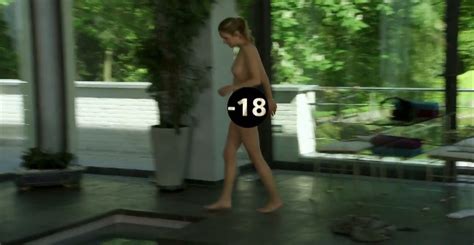 Nude Video Celebs Laurence Arne Nude Moi Michel G Milliardaire Maitre Du Monde