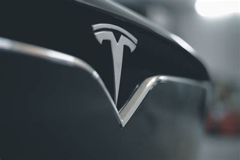 Tesla Bate Recorde De Vendas No Trimestre Mas A Es Caem Tecmundo