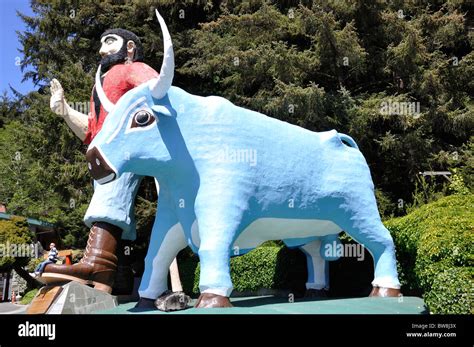 Babe The Blue Ox Statue By Paul Bunyan At Trees Of Mystery Klamath California USA Stock Photo