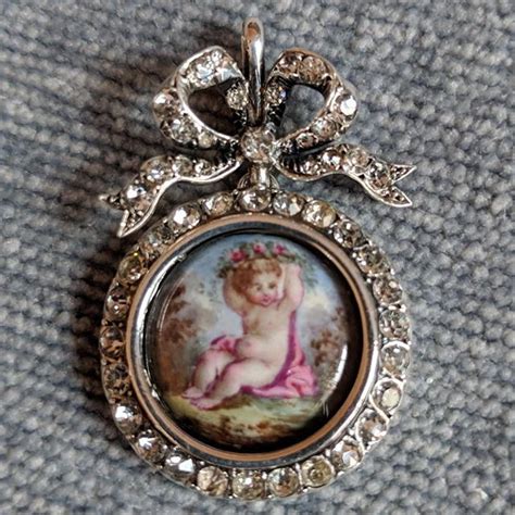 Pin di olga su Коралі