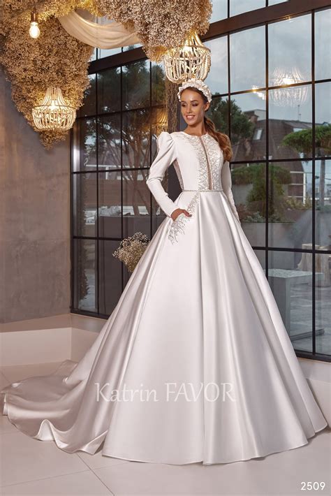 Modest white wedding dresses 60 photos - Astyledwedding.com