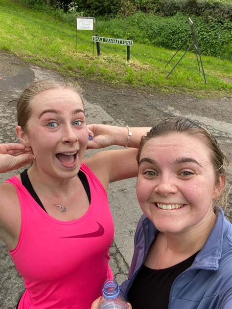 Duo Ellie and Annie run Half-Marathon in support of Dementia, honouring