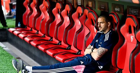 Bonucci non sposta più niente la Juventus lo mette fuori rosa Viola News