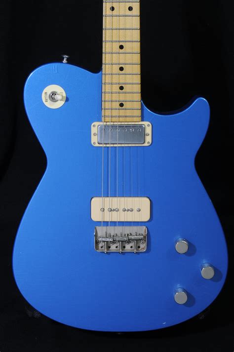 Vinetto Singlecut “Model 12” | Prime Guitars