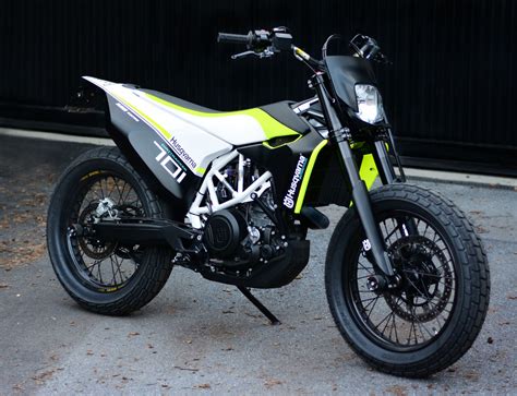 Pin von Thomas FessardCasalino auf Motos | Motorrad fahren, Motorrad ...