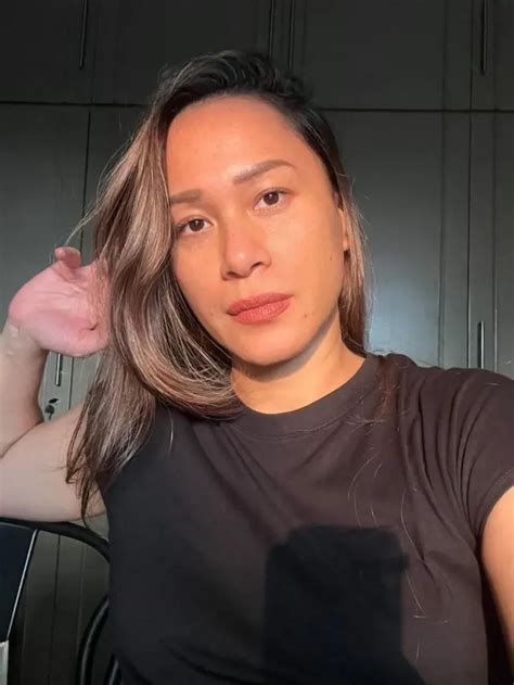 Potret Terbaru Inong Ayu Istri Abimana Hamil Anak Kelima Rutin Nge Gym Hot Liputan