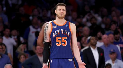 Isaiah Hartenstein Parents, Age, Height, Ethnicity, Wife, Girlfriend