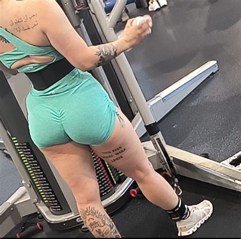 Tatted Gym Pawg Got The Juiciest Ass Everrr Spandex Leggings Yoga Pants Forum
